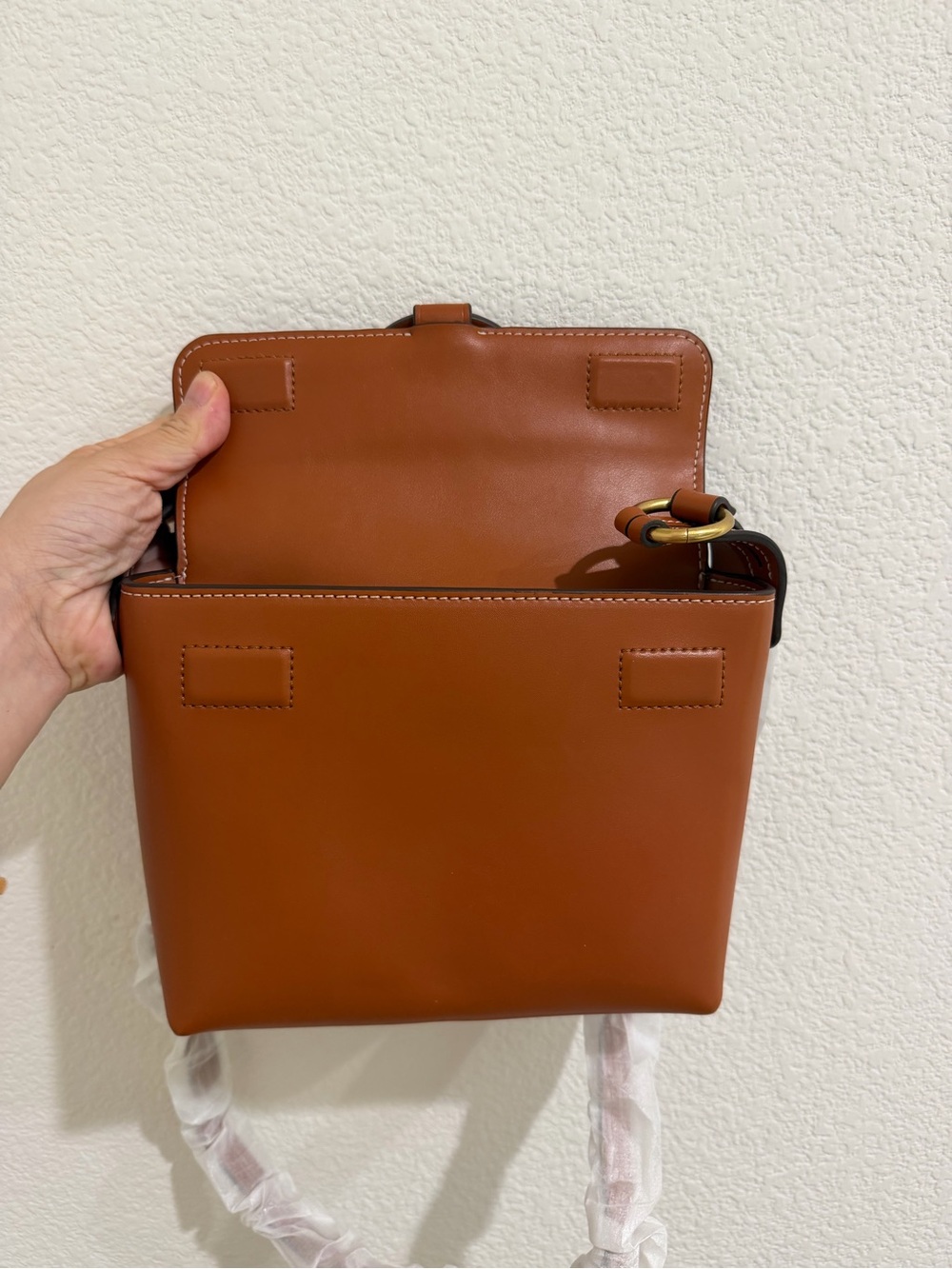 Tory Burch Tan Leather Crossbody with Signature Cutout Medallion - Picture 3 of 5